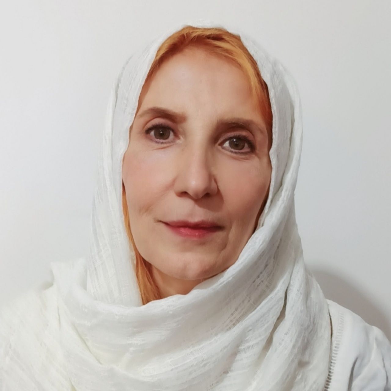 دکتر زهرا گلچین