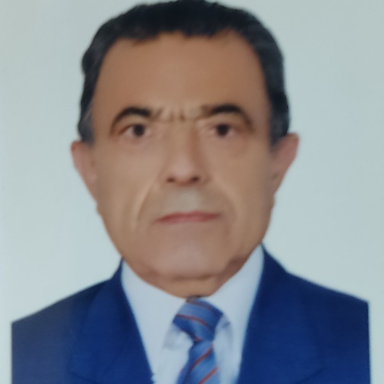 دکتر یدالله احراری