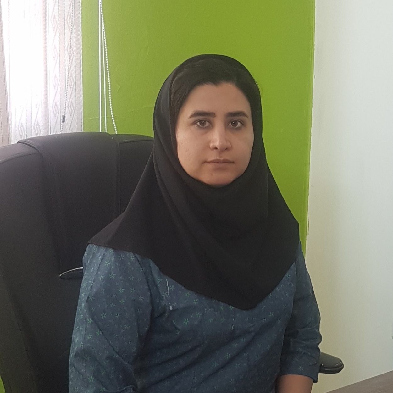 دکتر آمنه عابدی