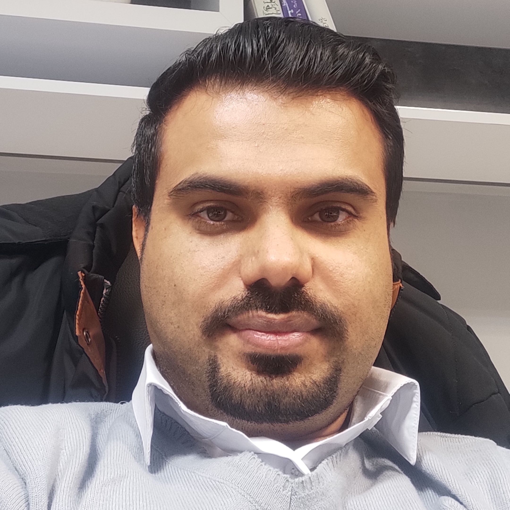 عباس صادقی