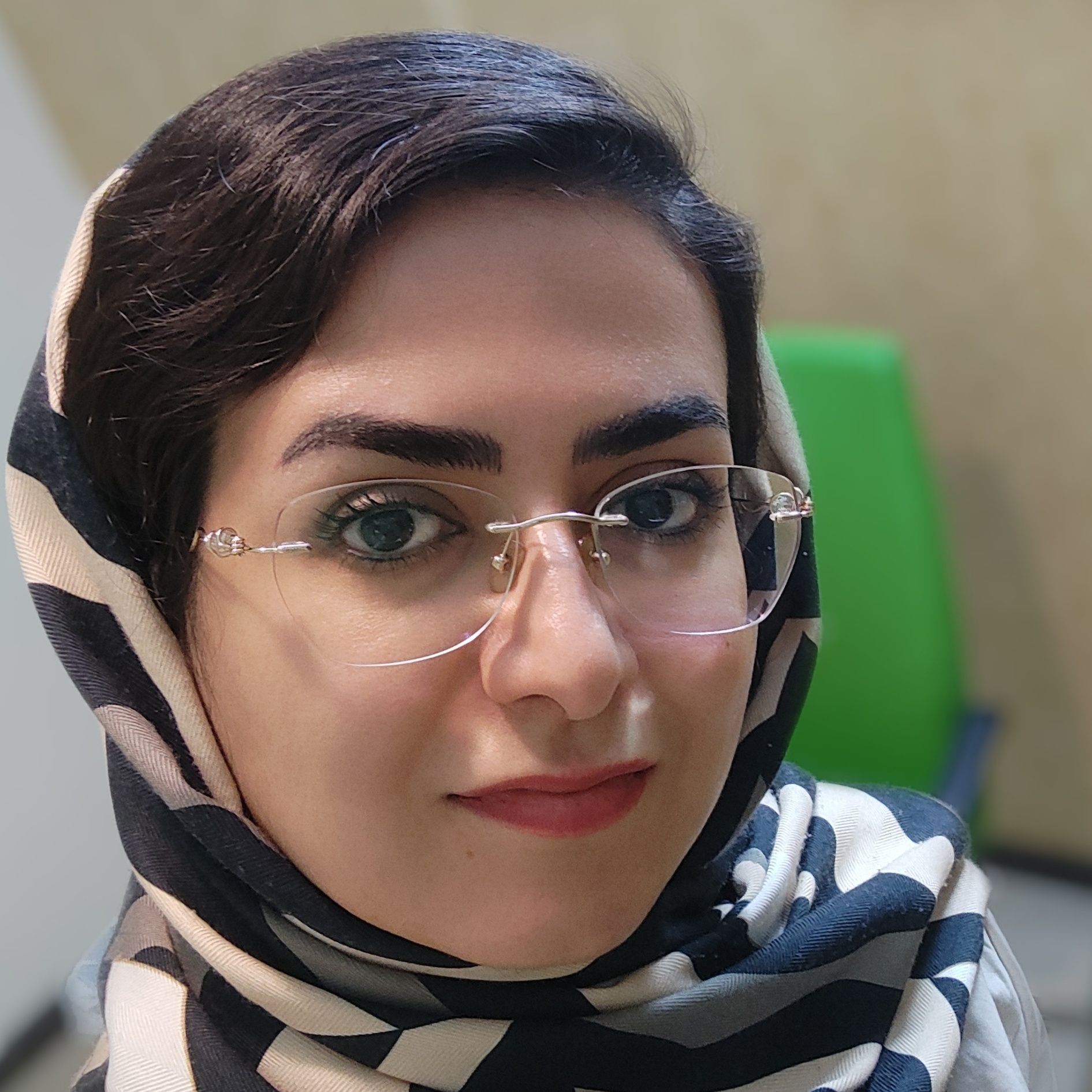 حدیثه حسینی