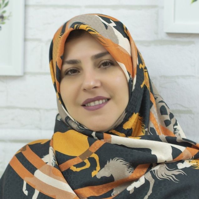 حوری سادات متفکریان