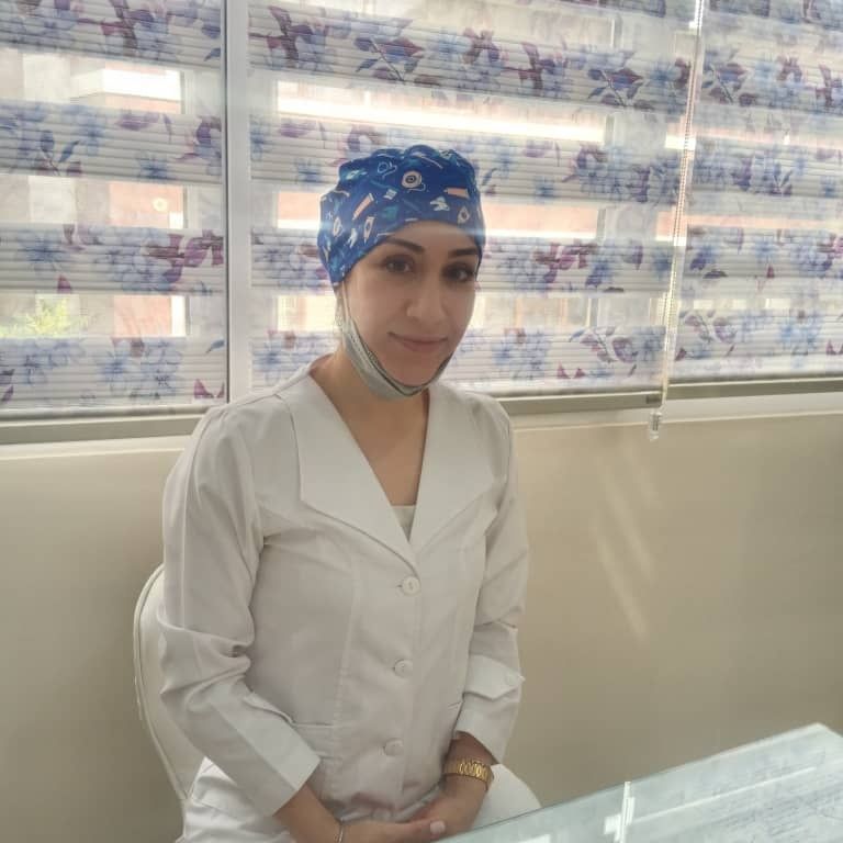 دکتر نیلوفر داودپور