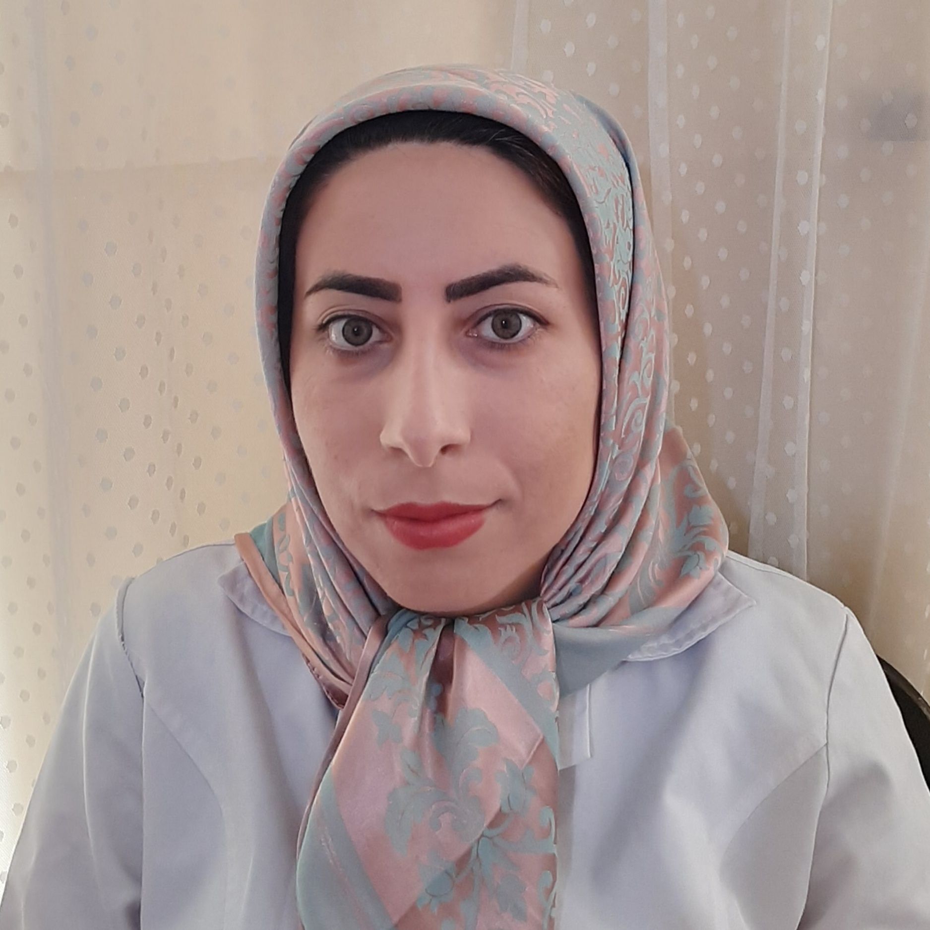 طاهره احمدی