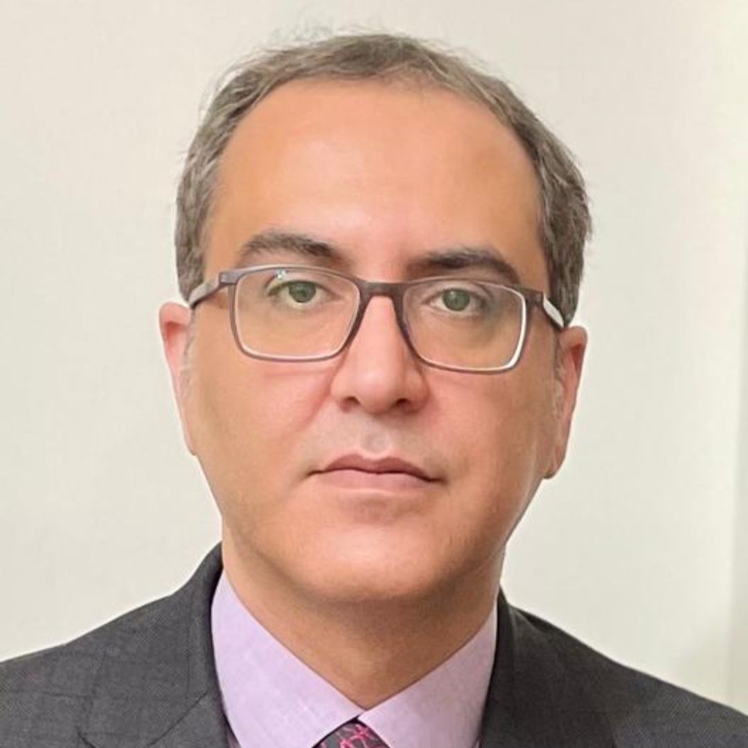 دکتر شهرام اسحاقیه