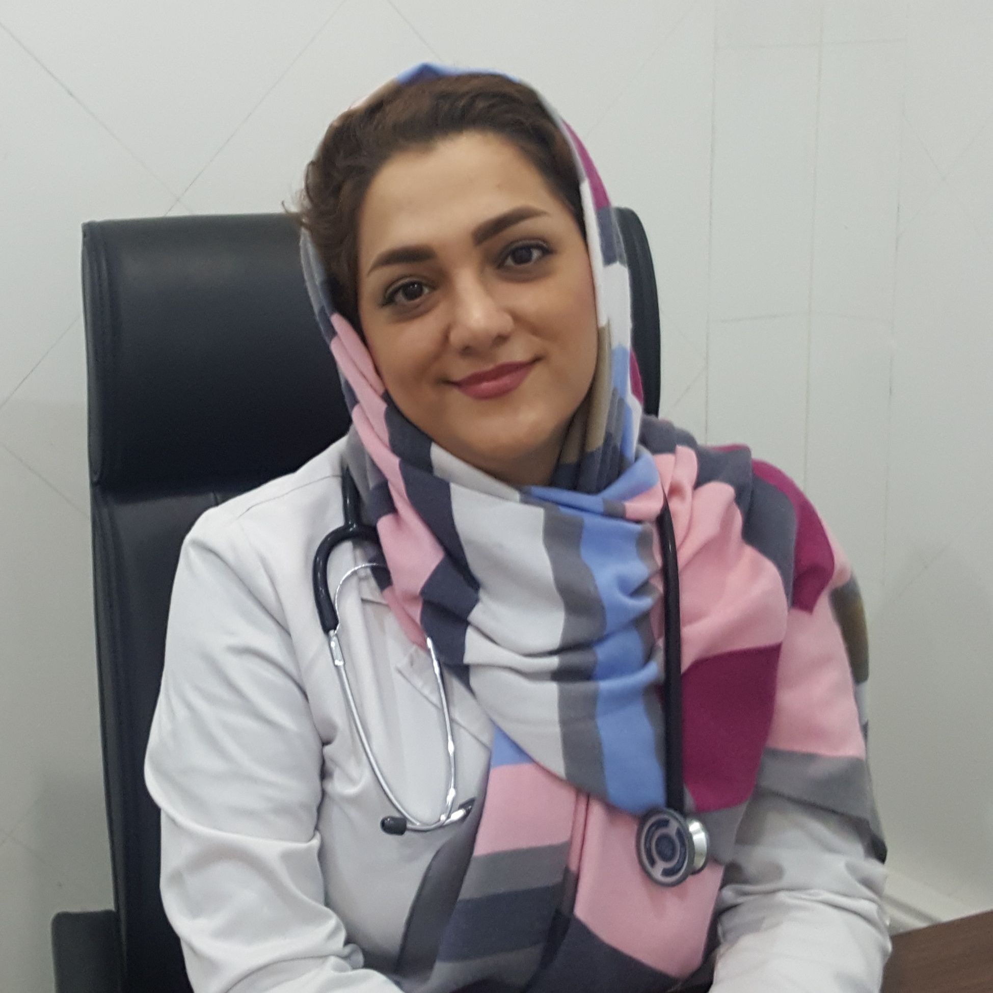 دکتر شادی قاسمی تهرانی فرد