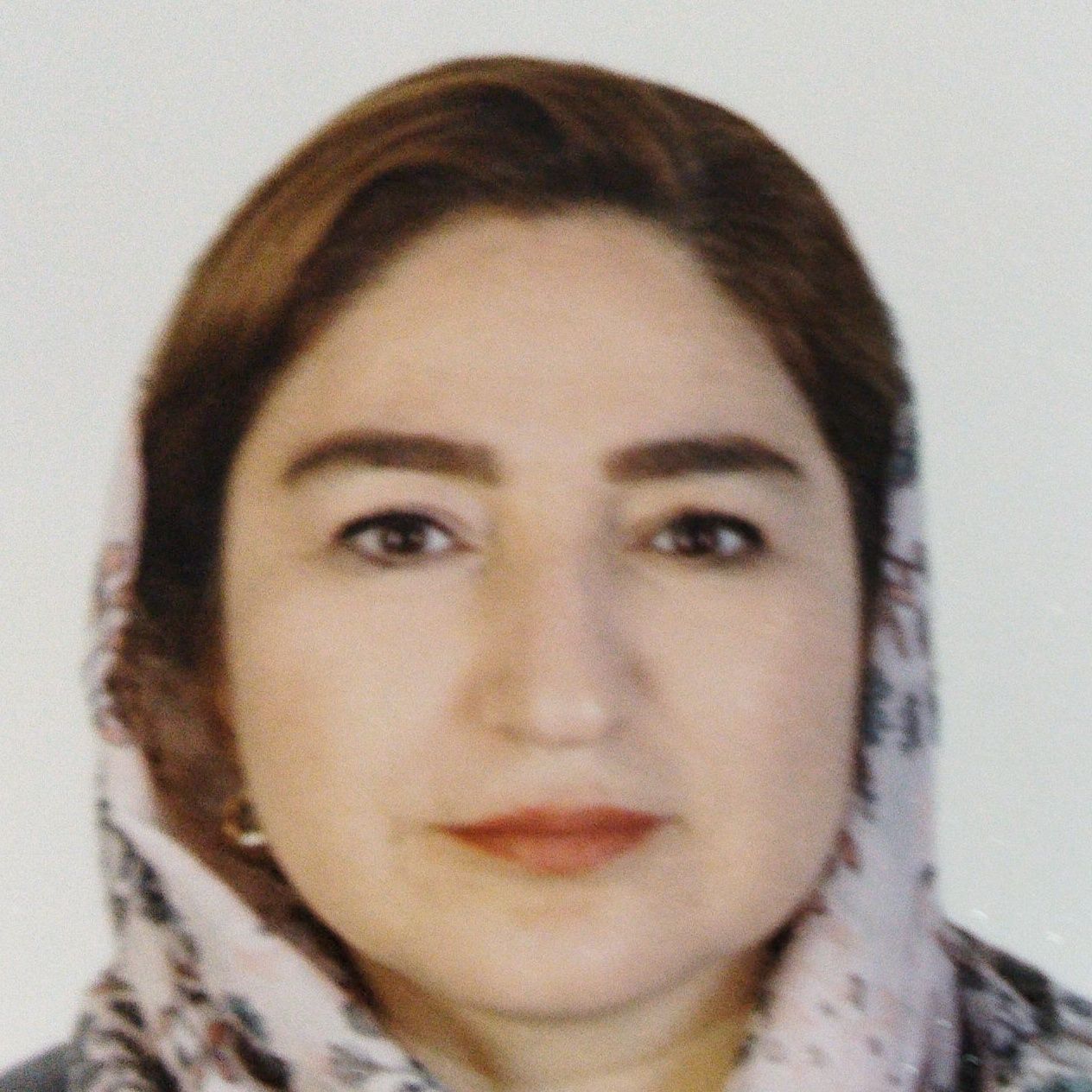 زهرا صادقی