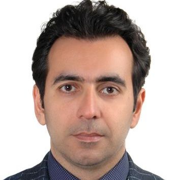 پویا احسانی