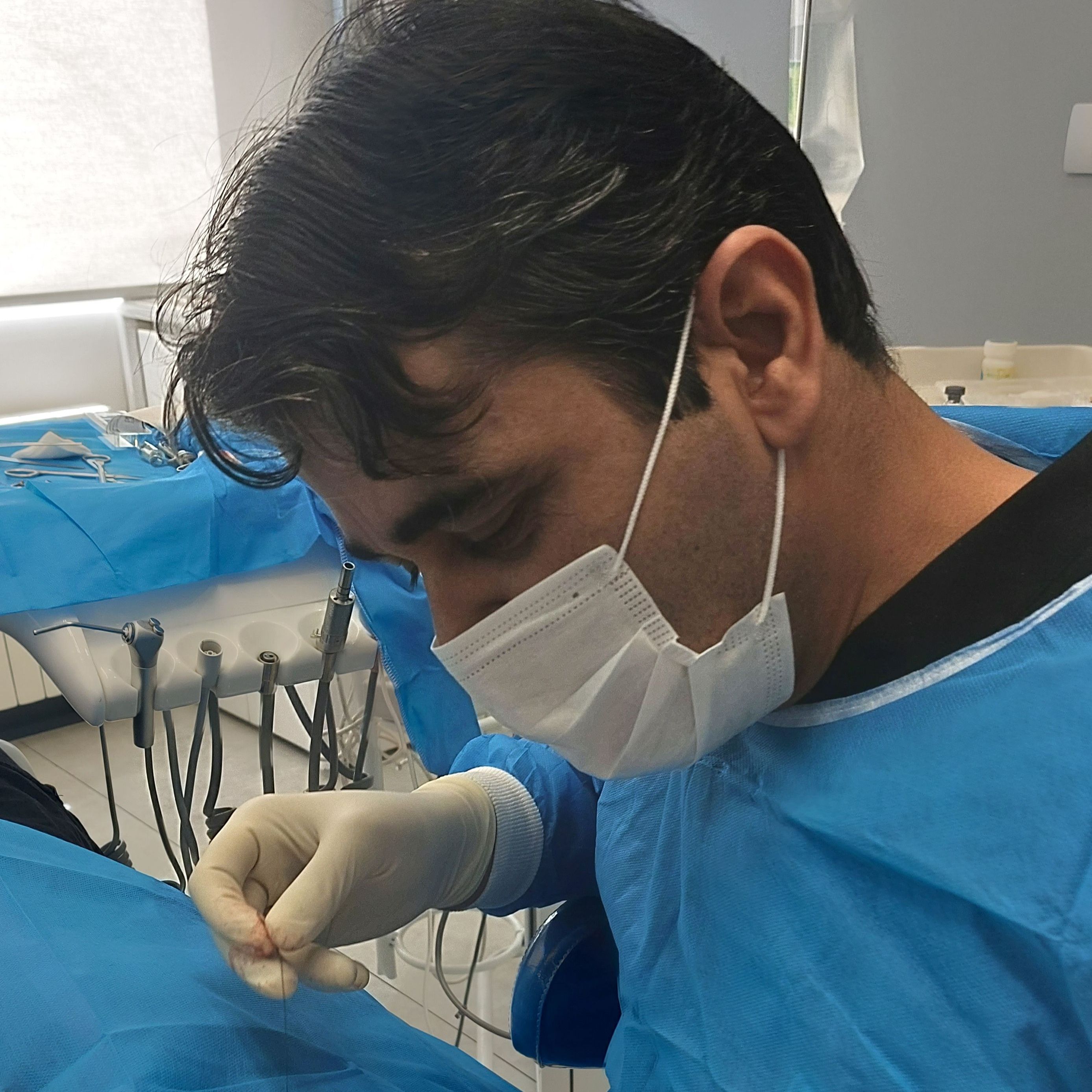دکتر فرهاد کاظملو