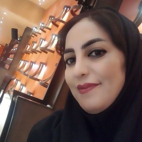 زهرا نام آوری