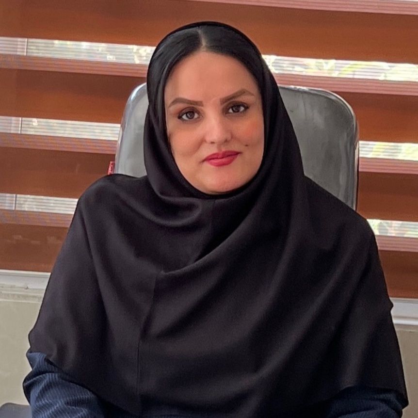 مهرناز امجدی