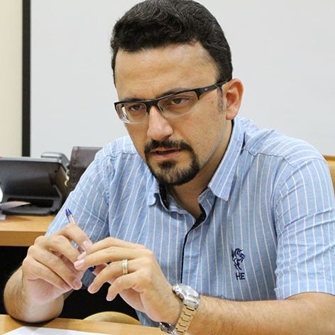 دکتر هادی کهرم
