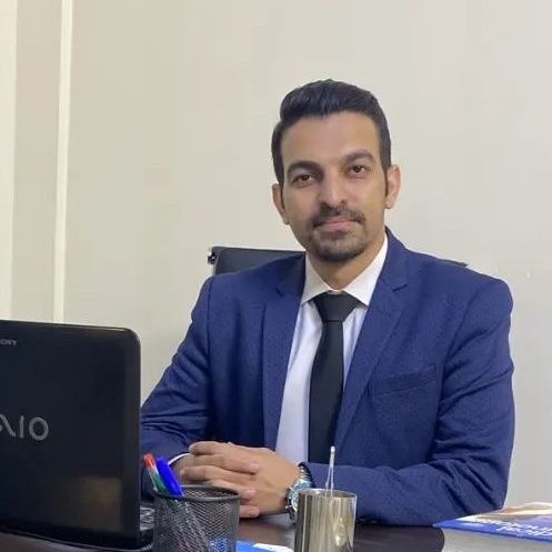 دکتر علیرضا عجم