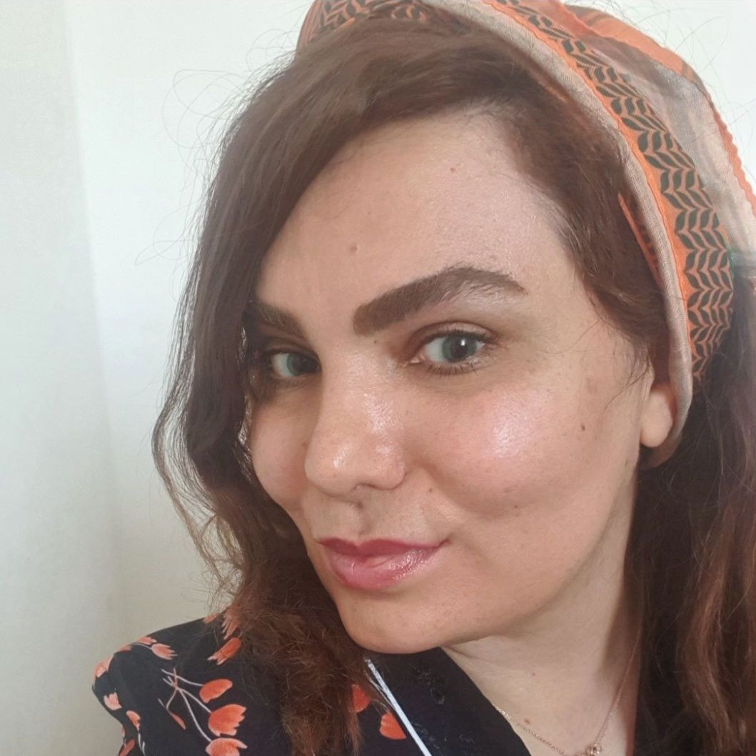 نگین عظیمی