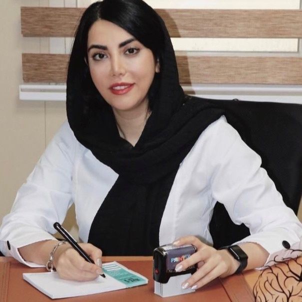 دکتر رویا حقیقی