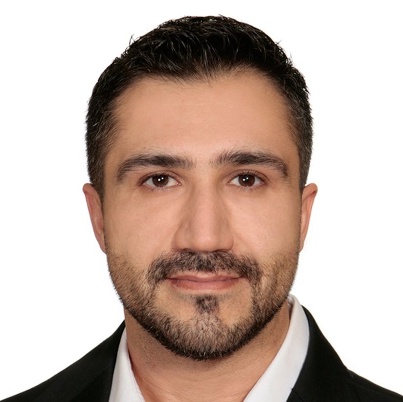 دکتر فرزام شاهپوری