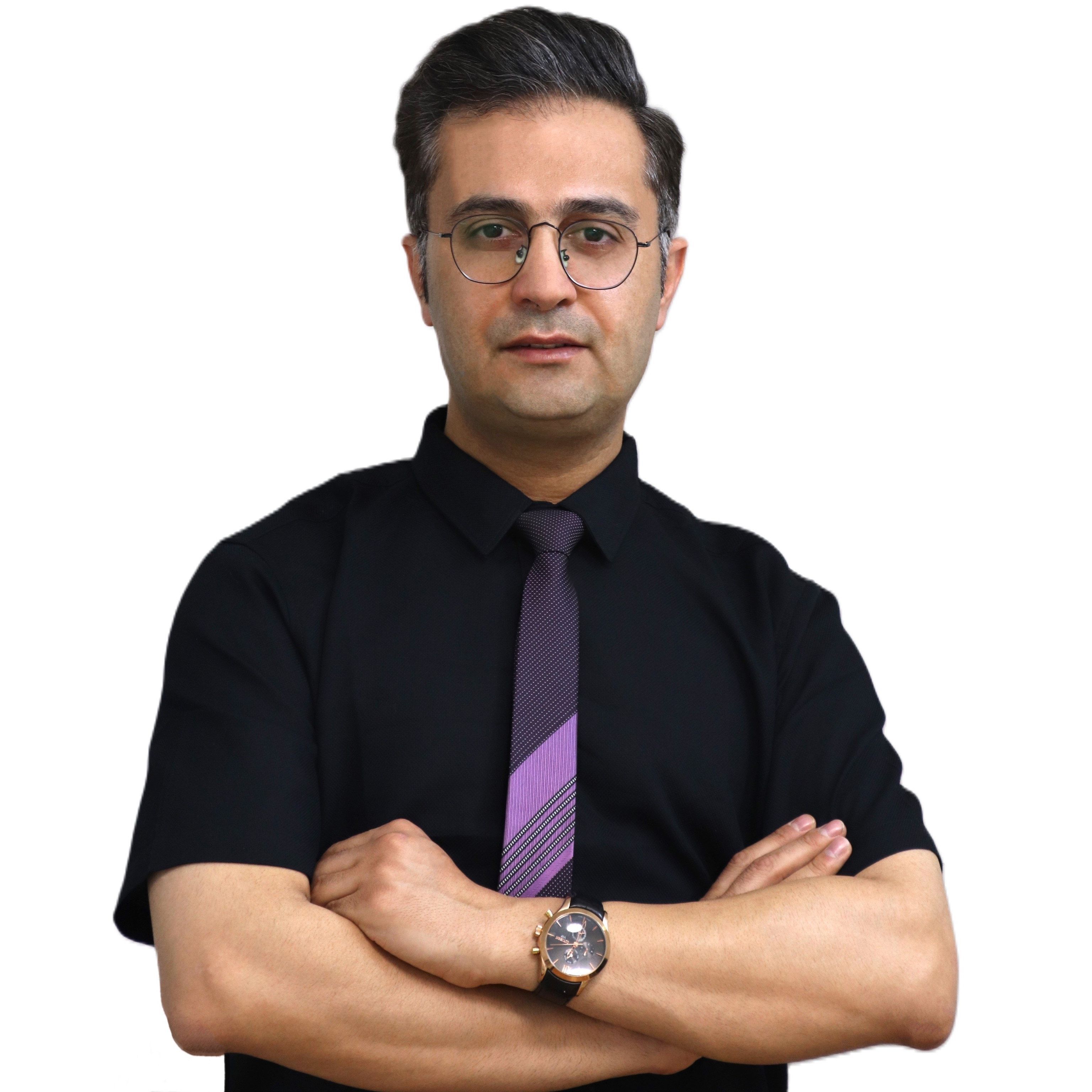 دکتر امیر حاجی رجبی