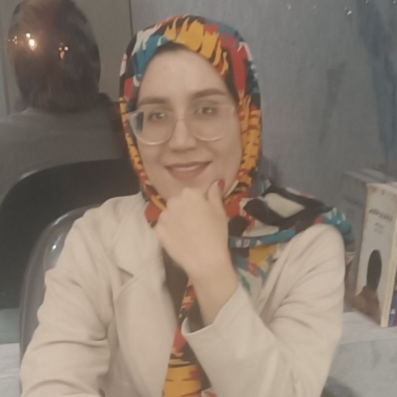زینب علی زاده آیسک