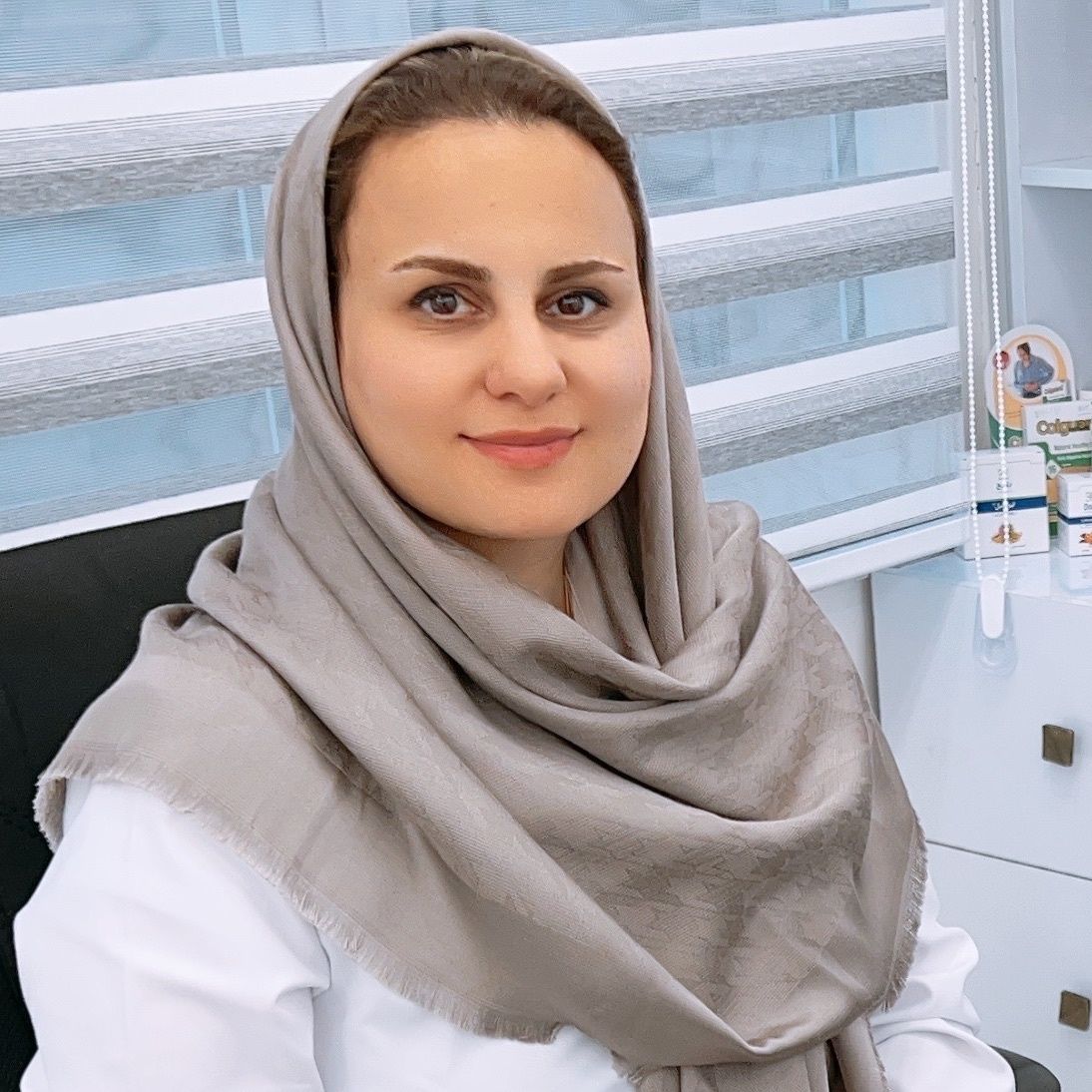 دکتر یاسمن هژبرالساداتی
