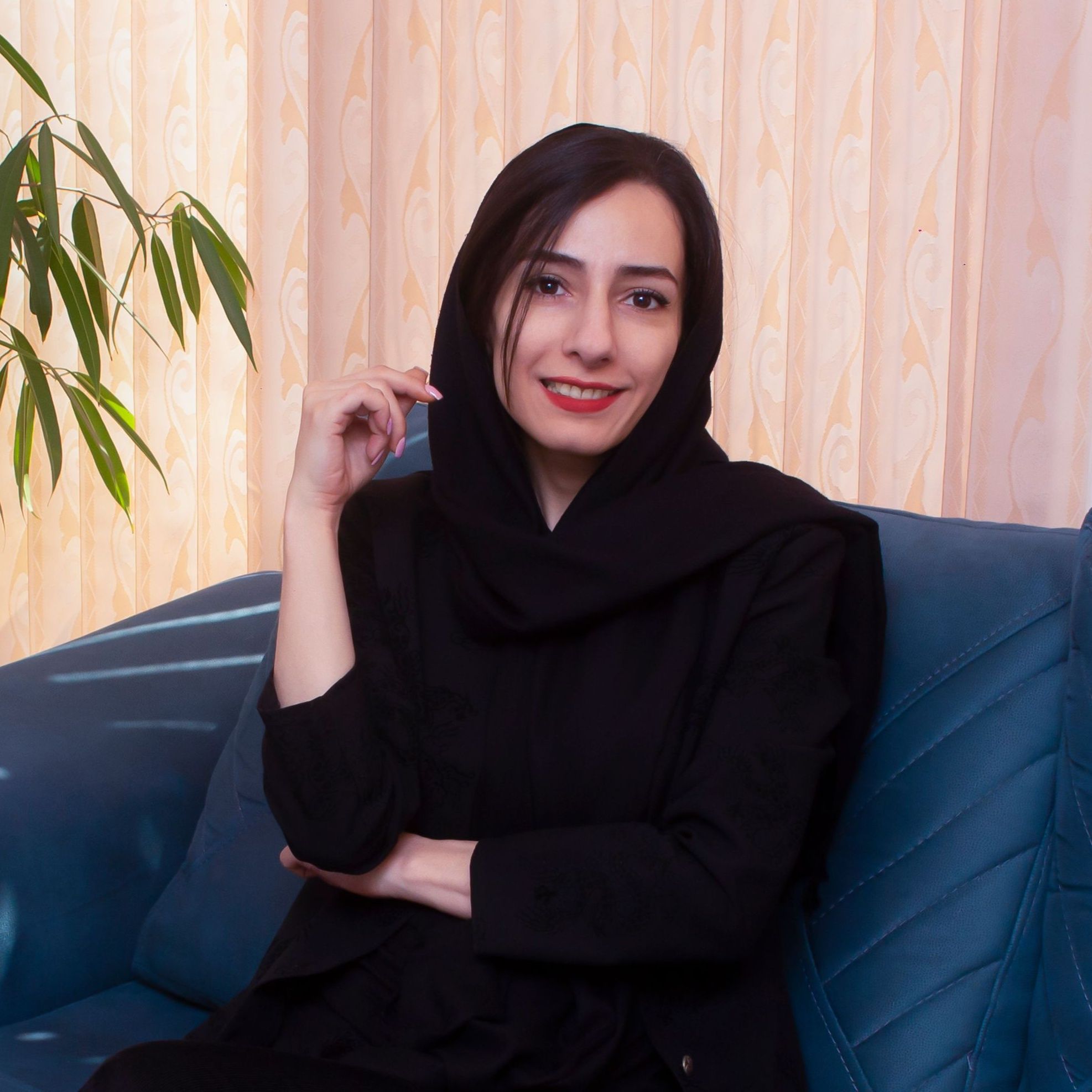 منا یاقوتی پور