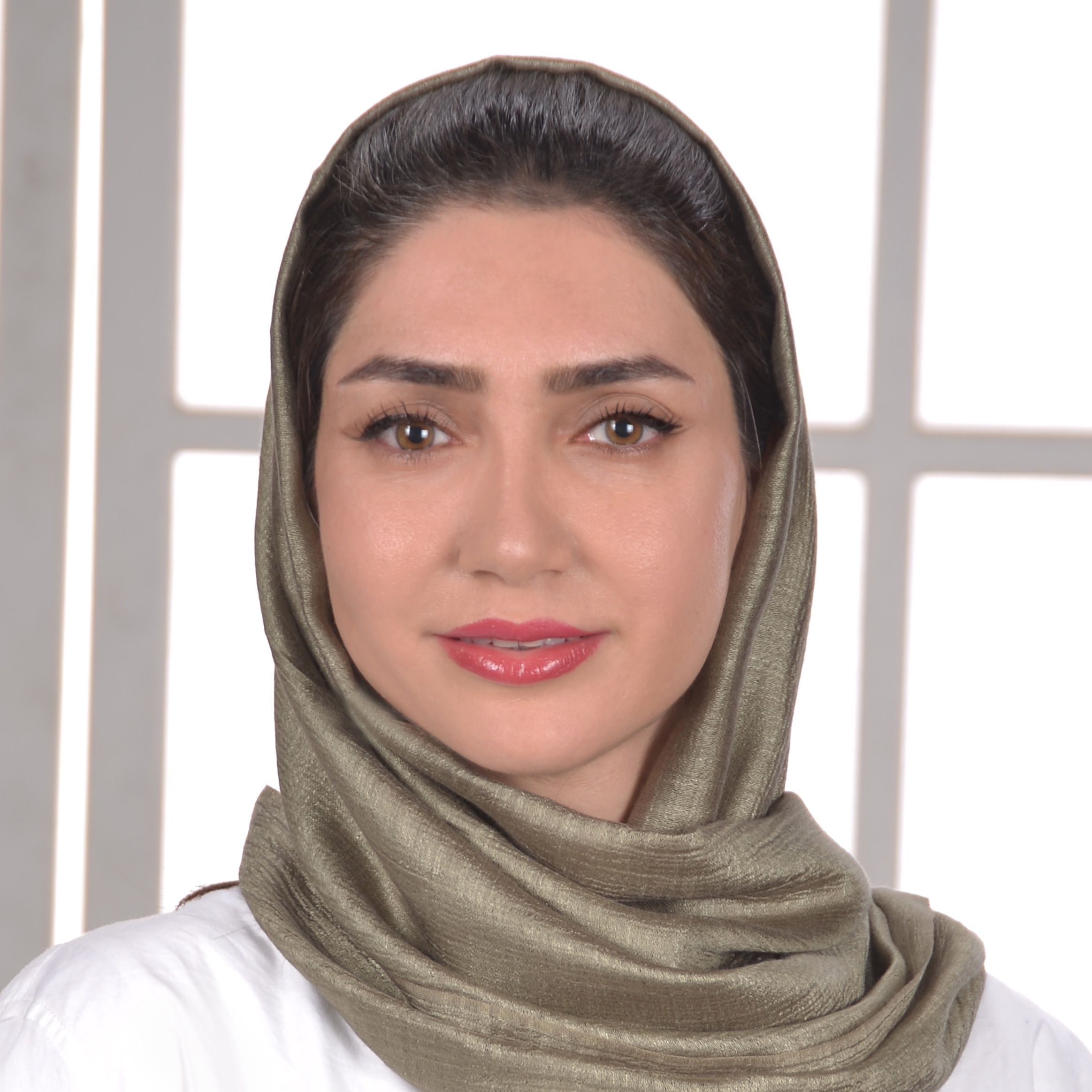 دکتر سعیده فروغی نیا