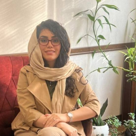 الناز حیاتی