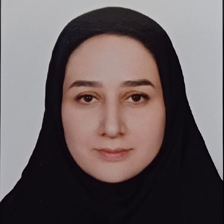 سمیه امینی