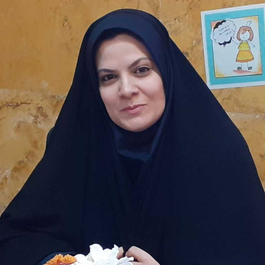 مهرنوش اخوت