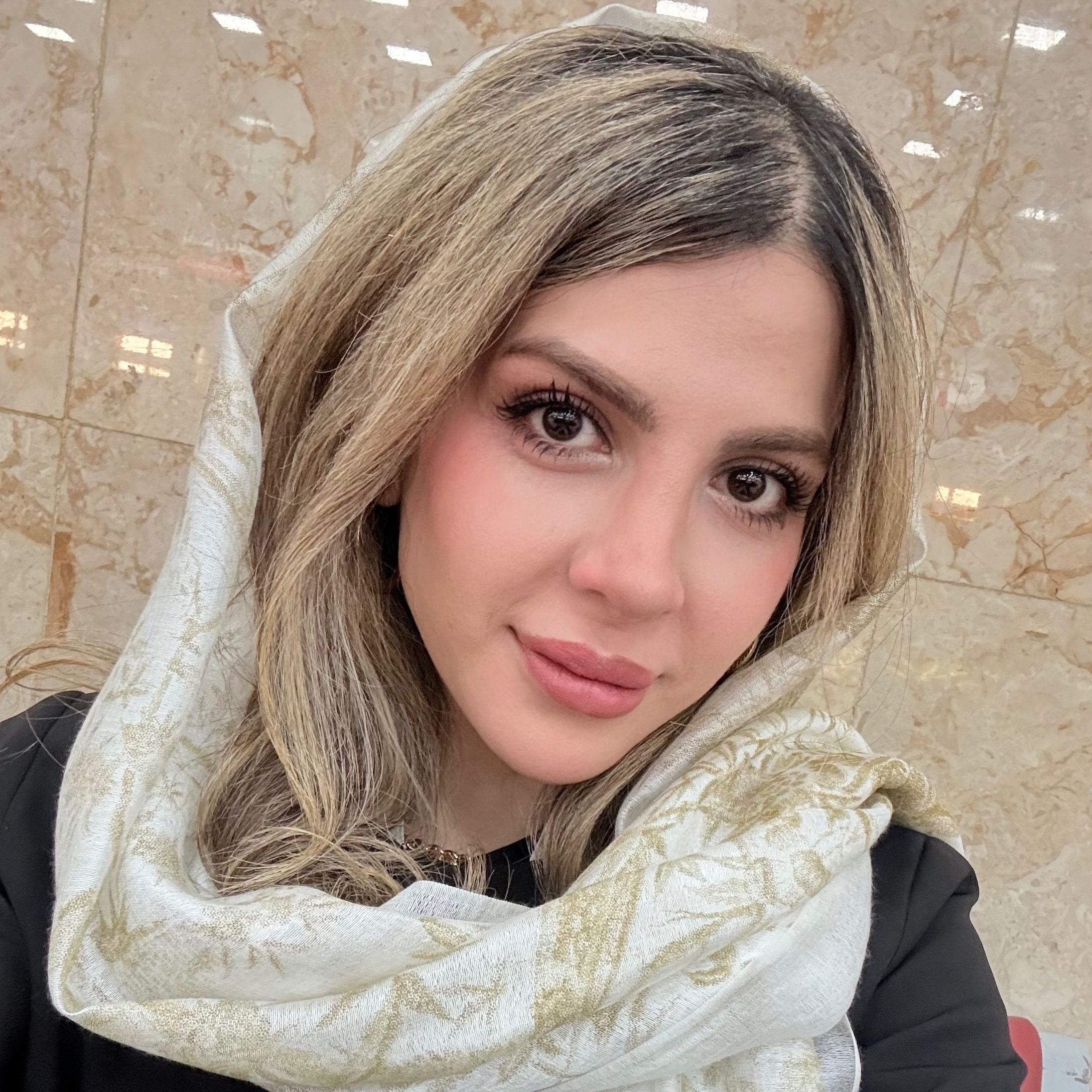دکتر سارا کلاری