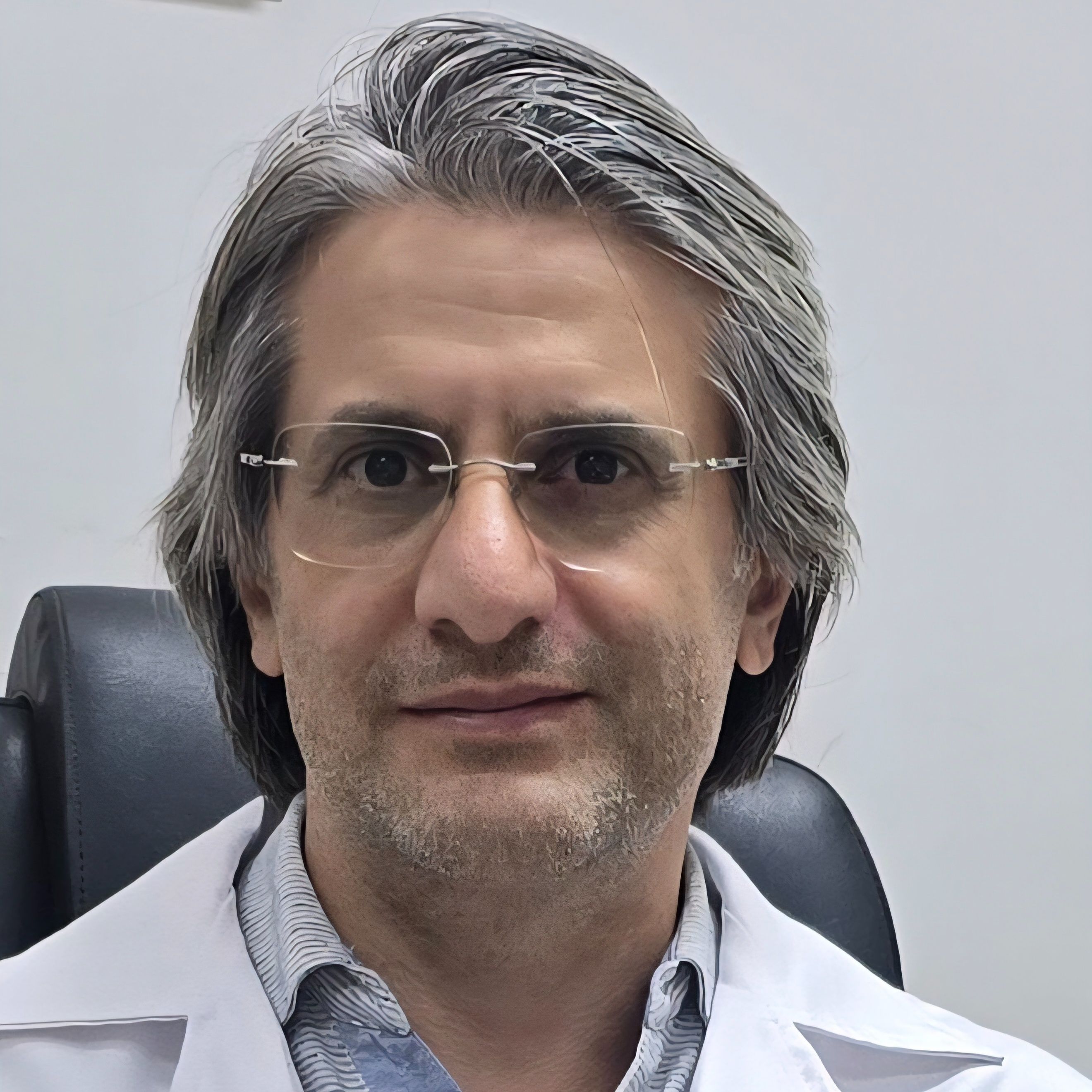 دکتر مهدی وفادار