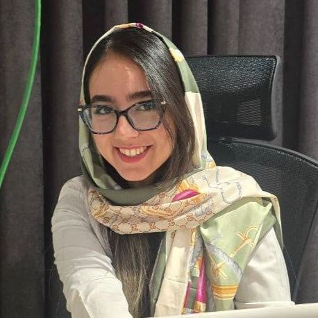 هلیا صارمی