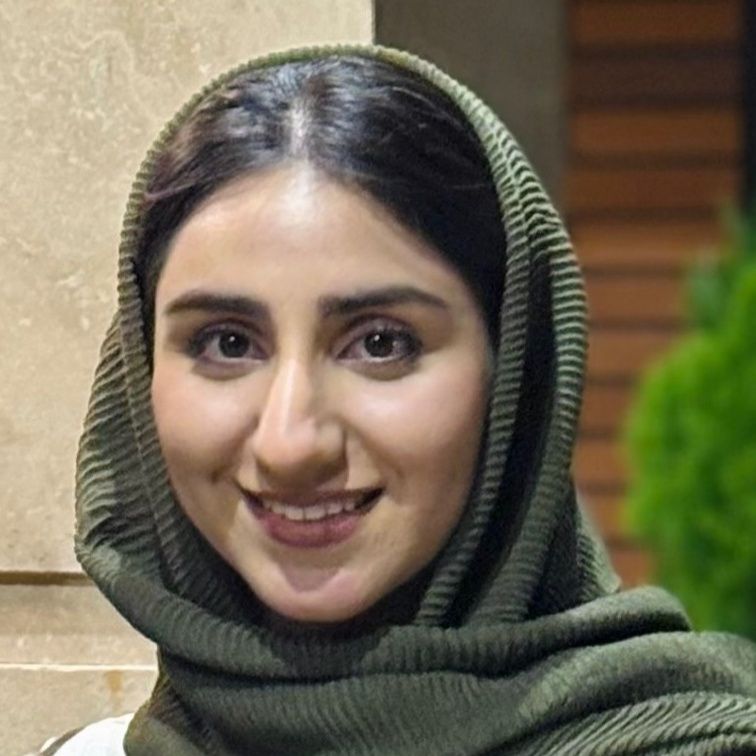 عرفانه موتمنی