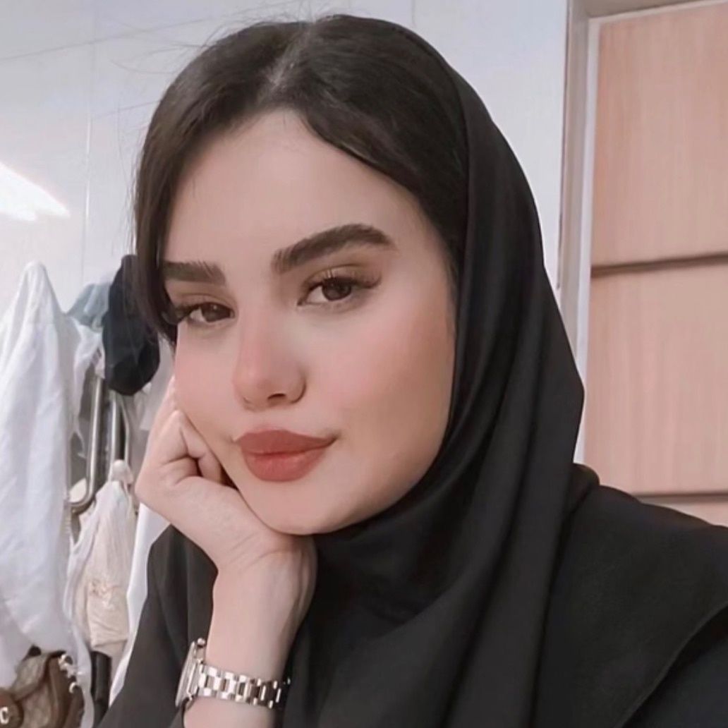 رویا زنگی آبادی