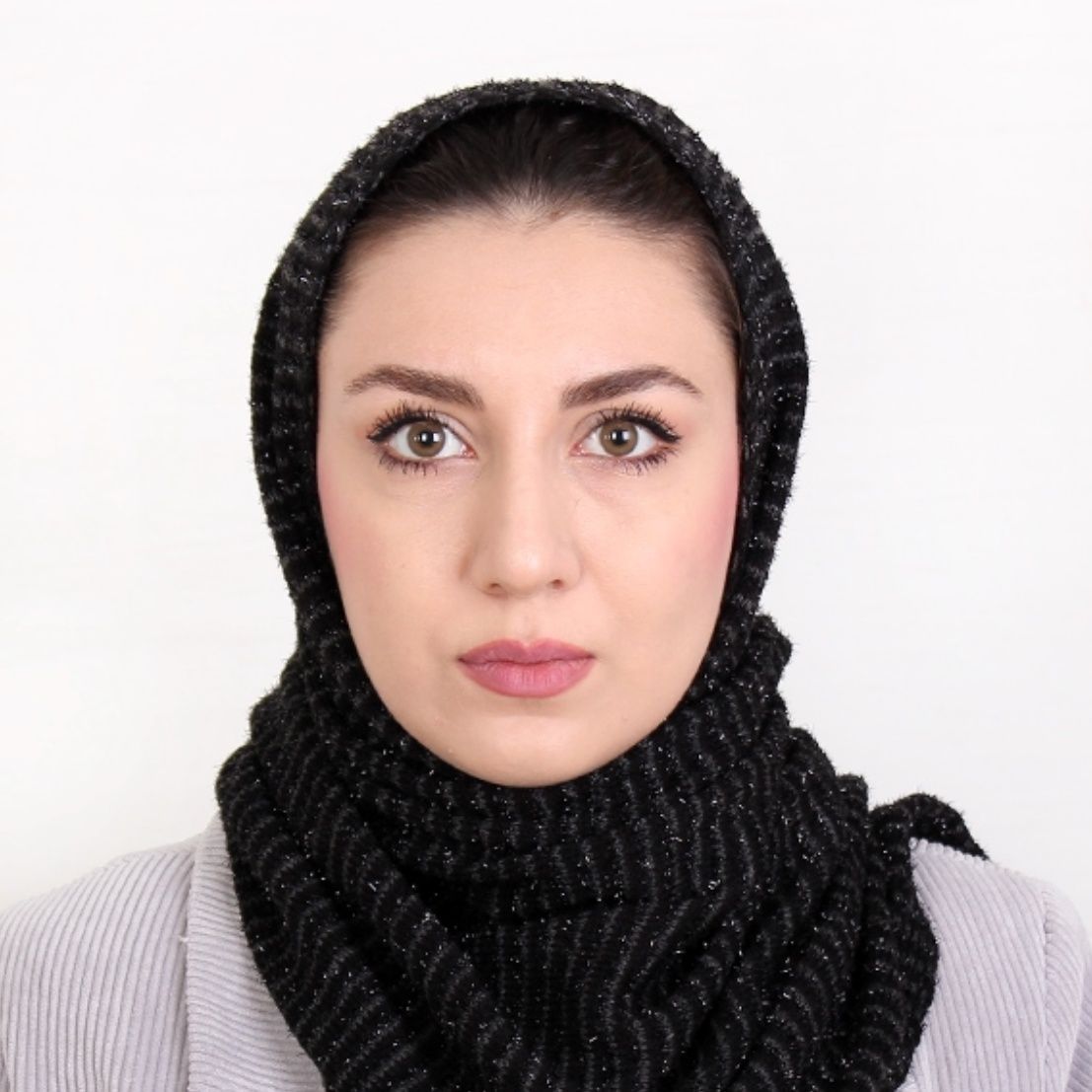 دکتر پریچهر حمزئی حسین آبادی