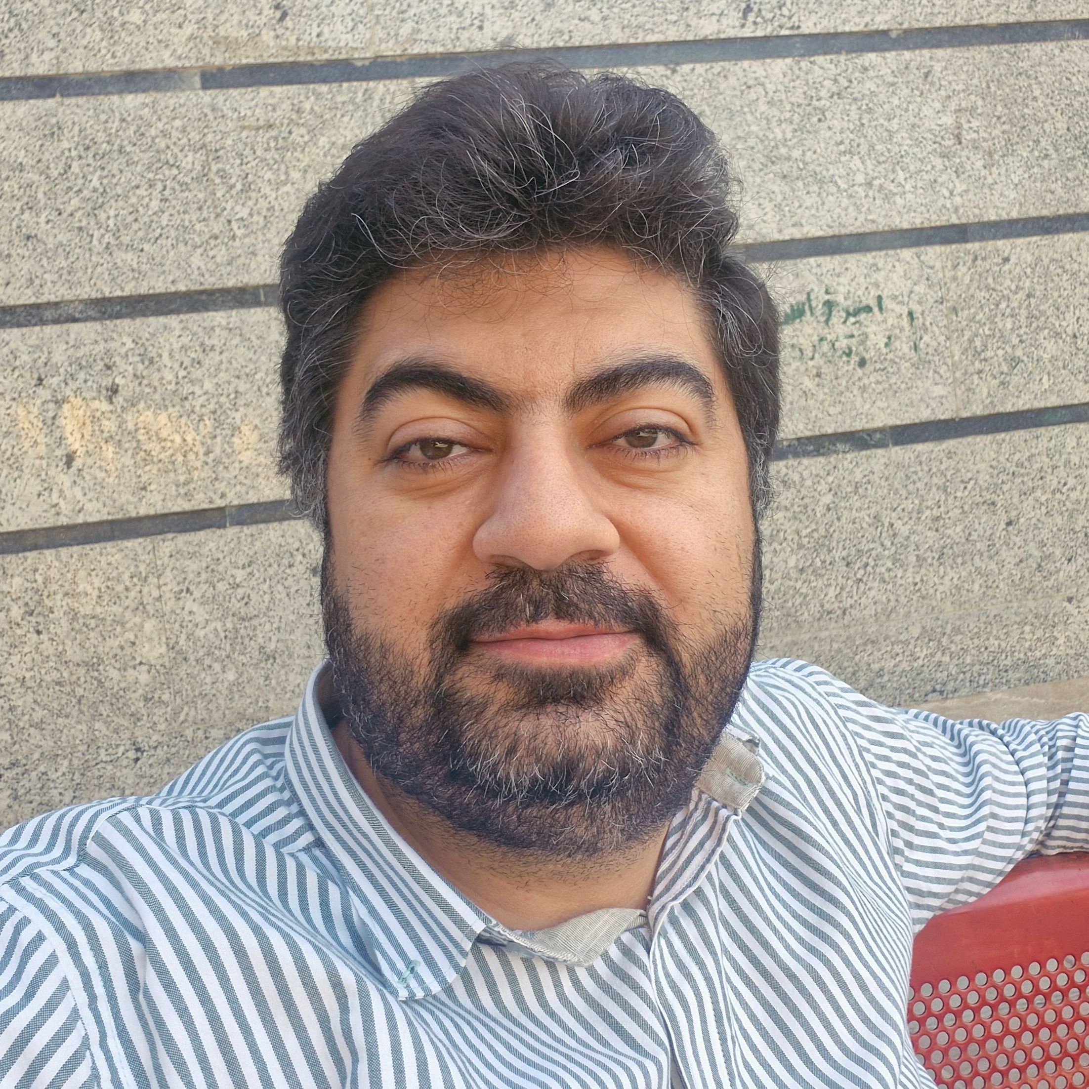 دکتر محمدجواد غفارزاده