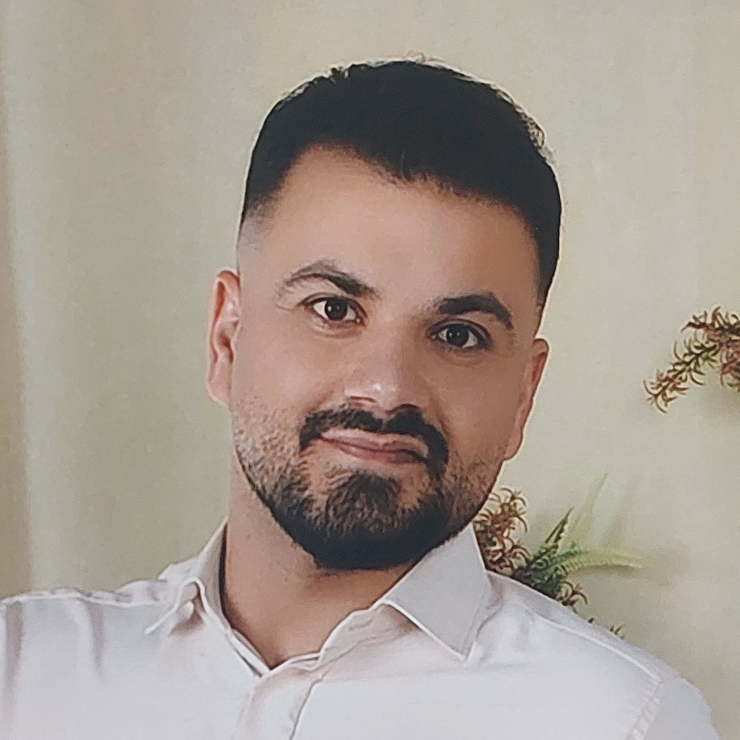 پوریا ندیمی