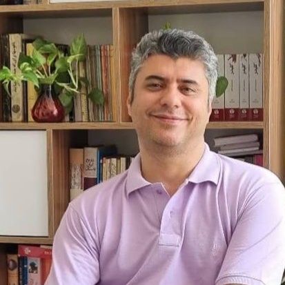 روح اله حاجی زاده دامغانی