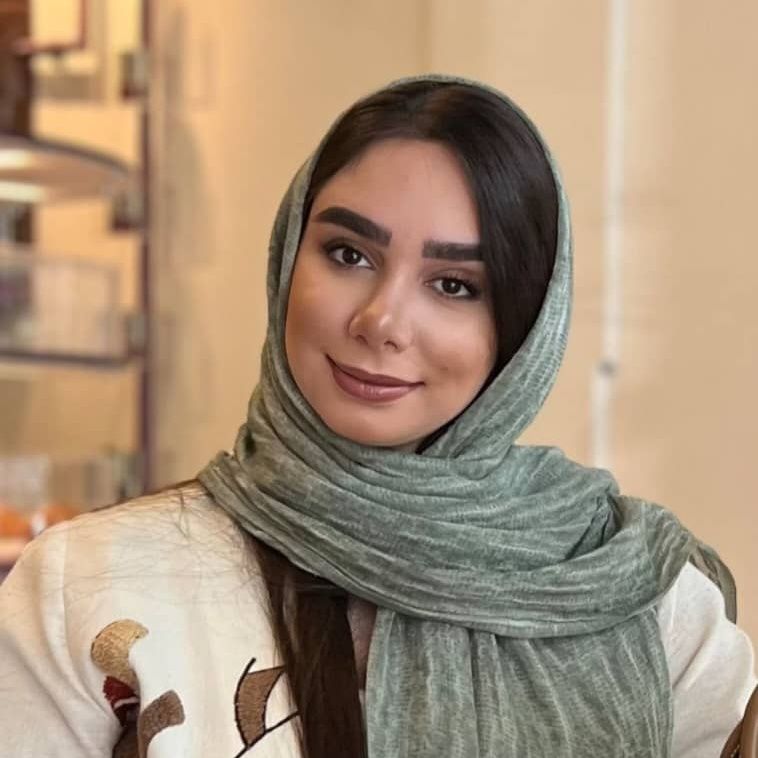 سارا گودرزی