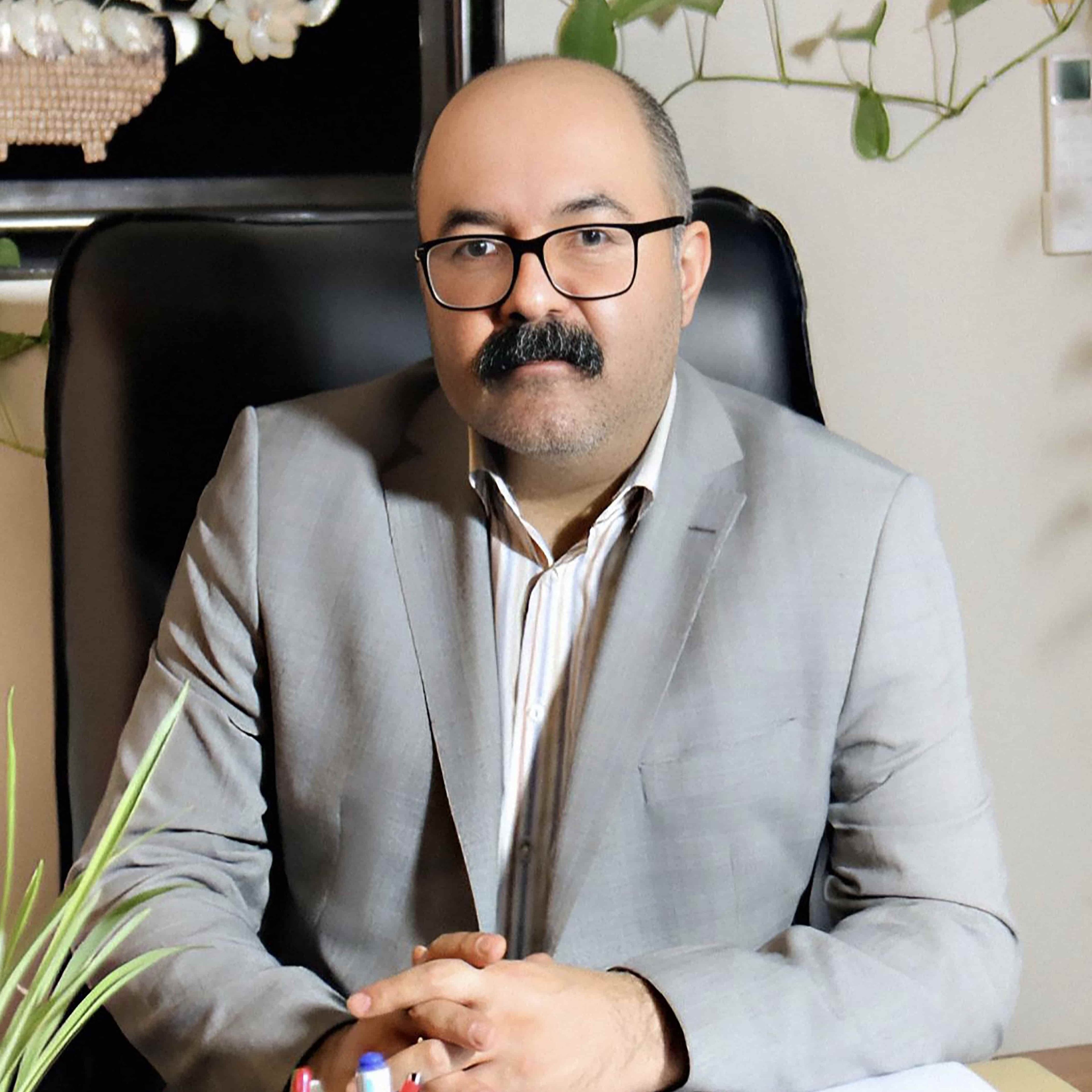 محسن درخشان نسب