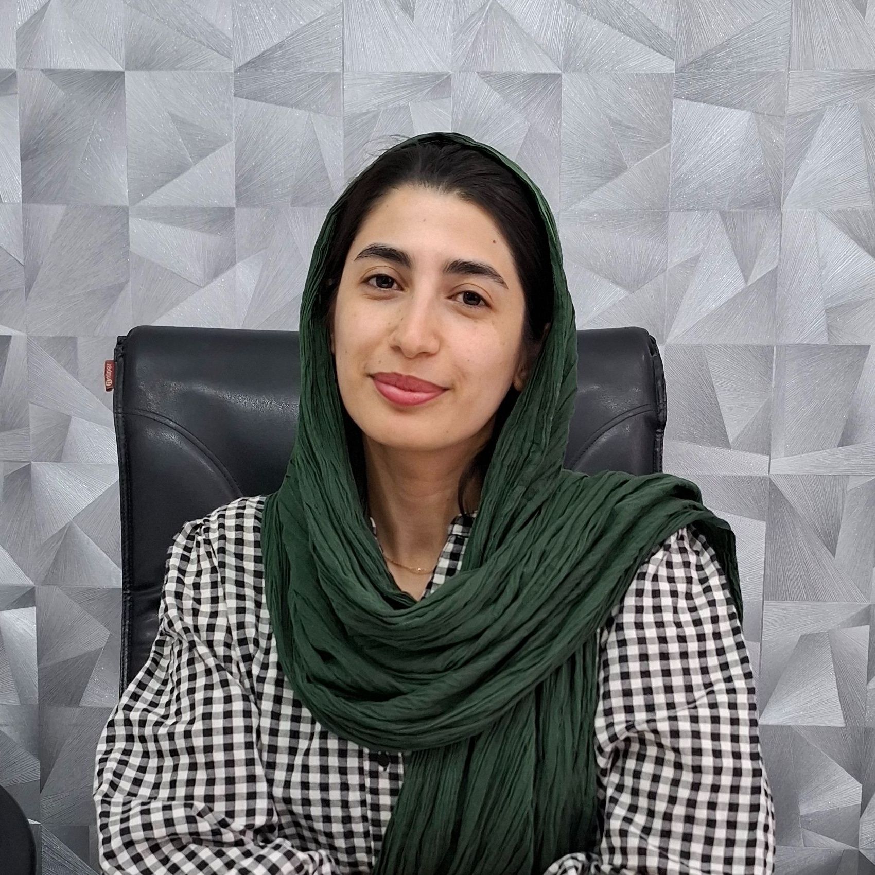 زهره کراری مظفری پور