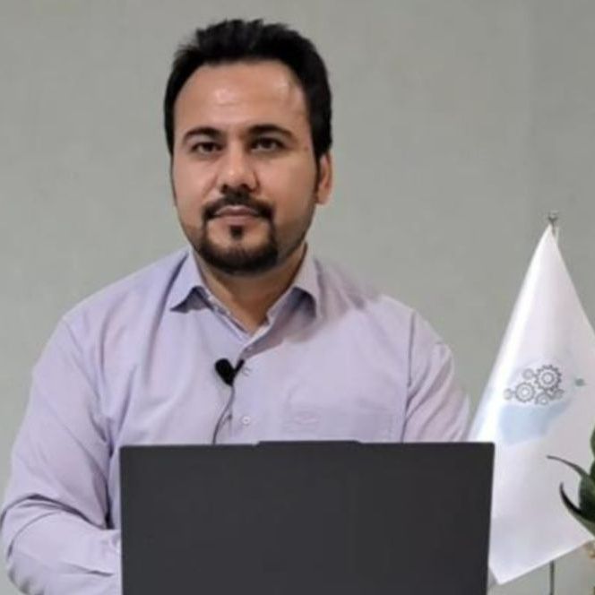 محسن نقی زاده