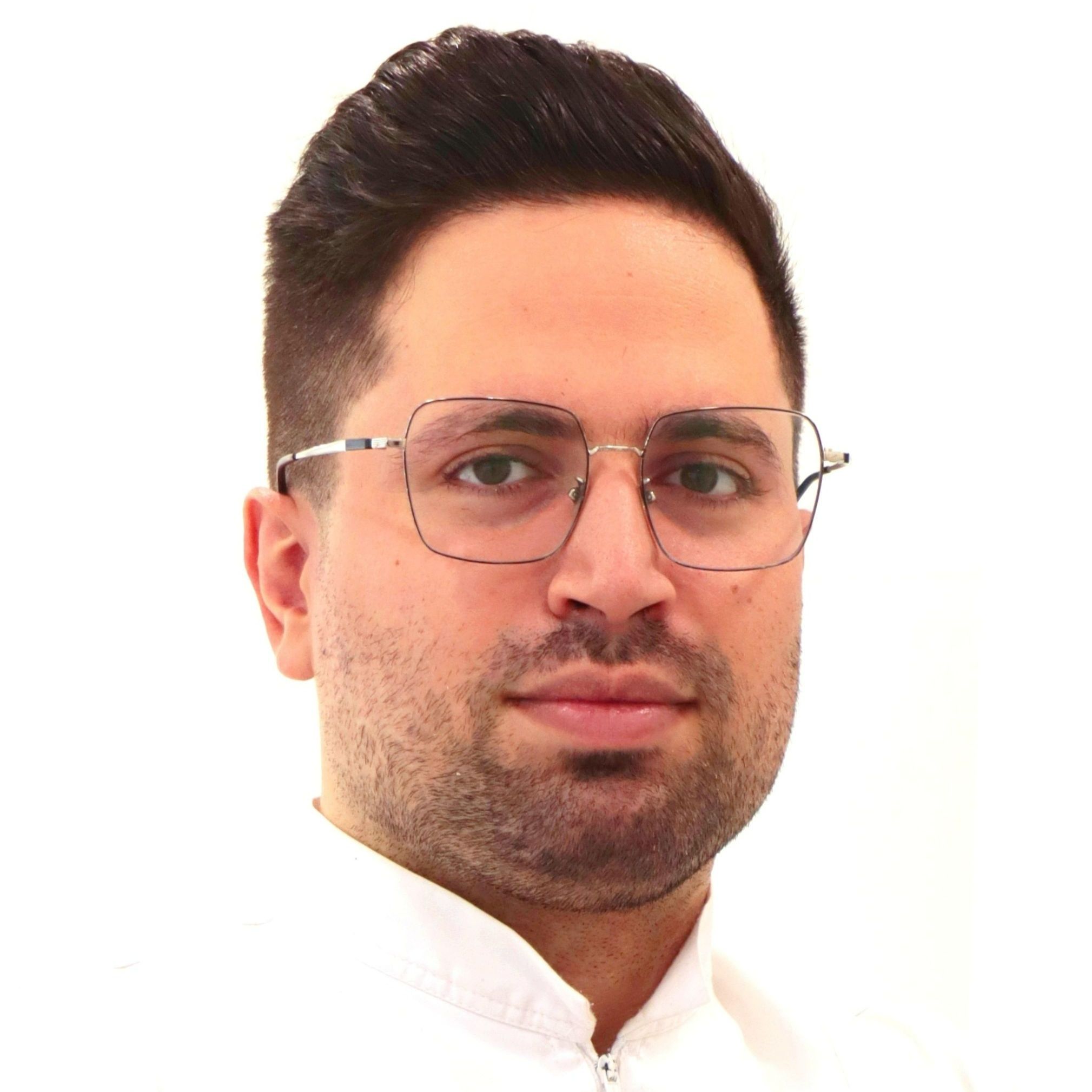 دکتر مهران فغفوری