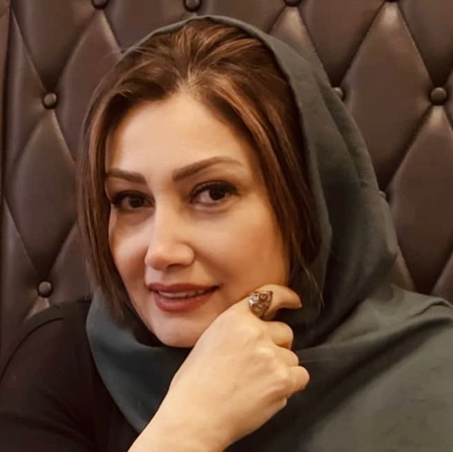 سارا سلامت شریف