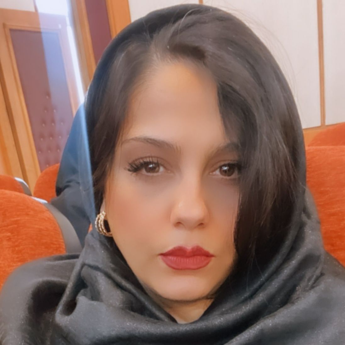 پرستو قانونی