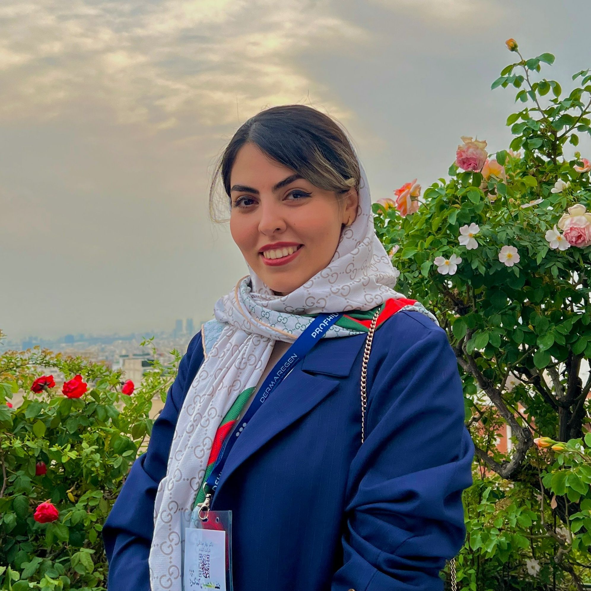 دکتر بهار صادقی