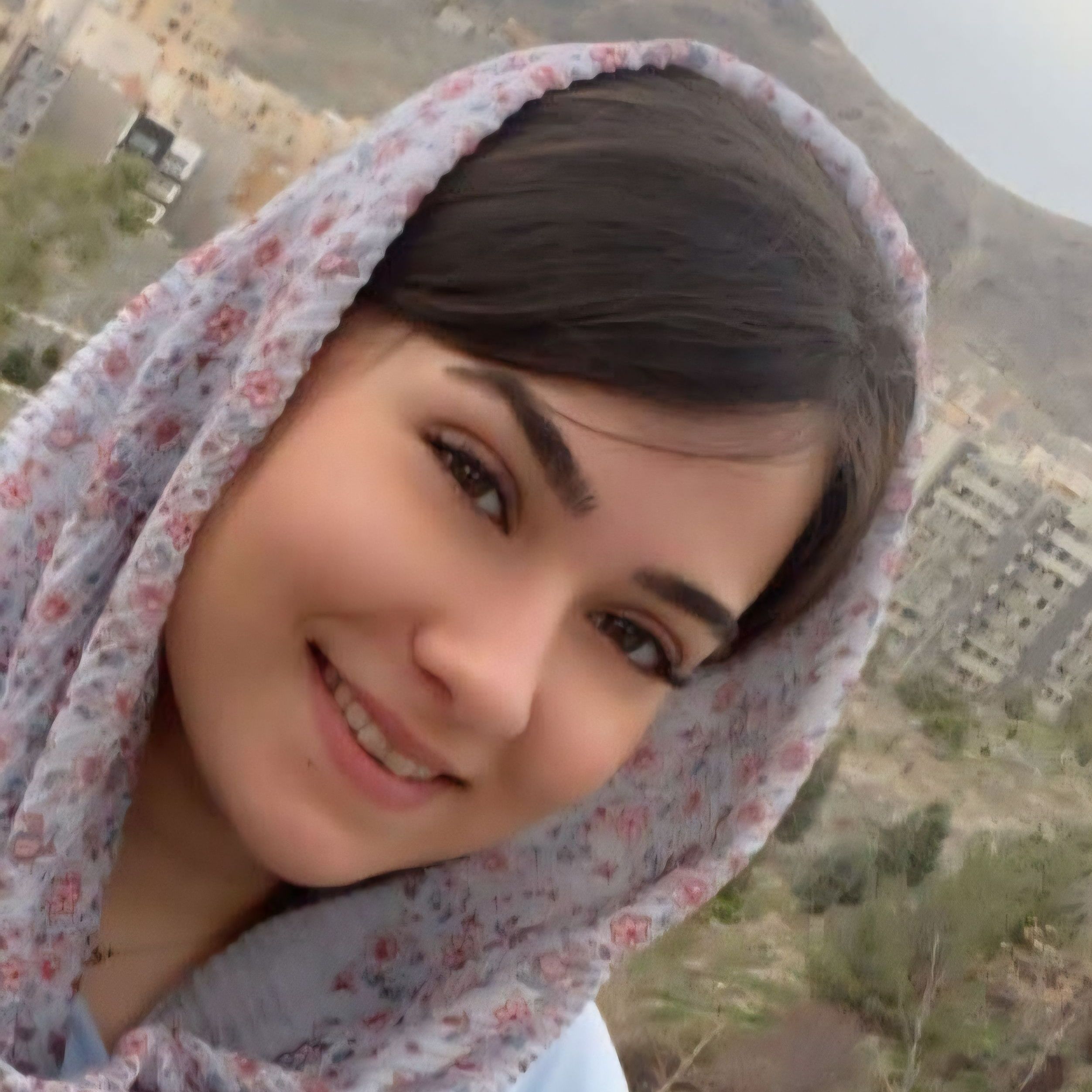 آیدا خدادادی