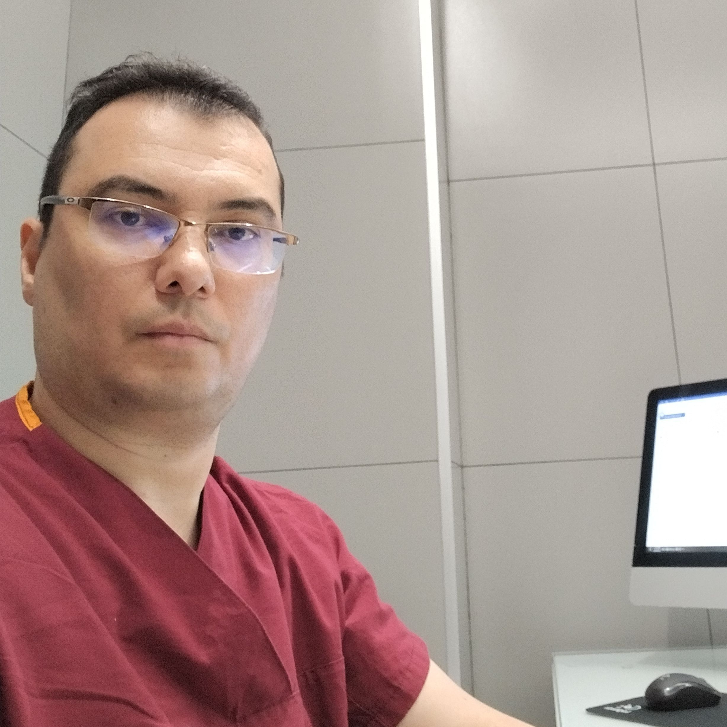دکتر یوسف رفیعی