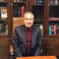 دکتر حسین آئینه چی