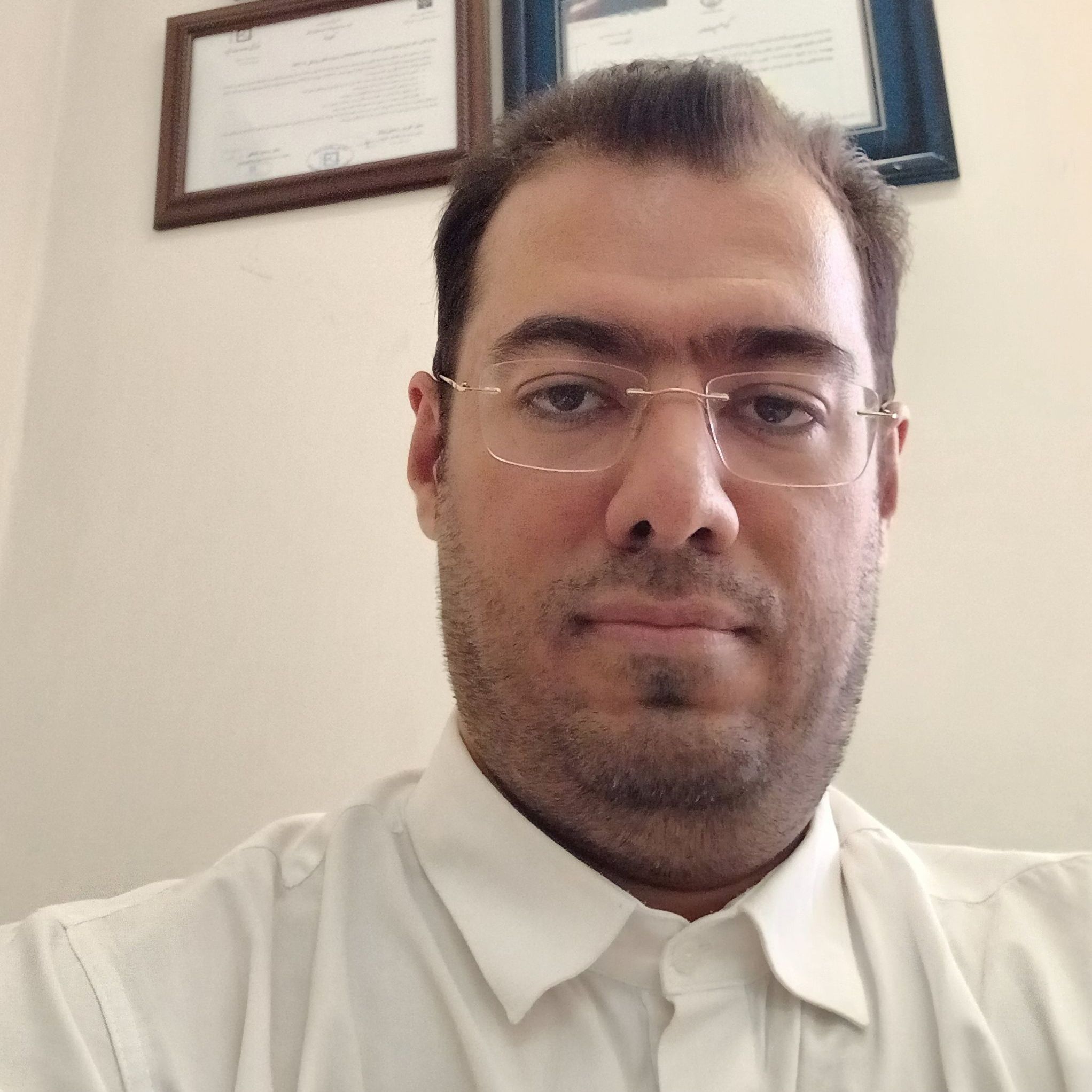 دکتر فرخ نوری
