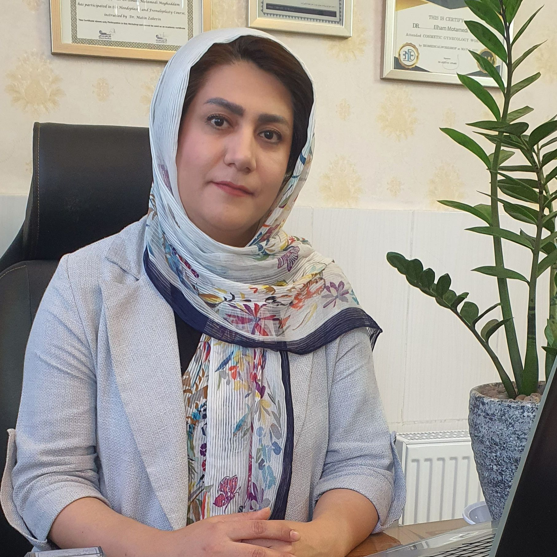دکتر الهام معتمدی
